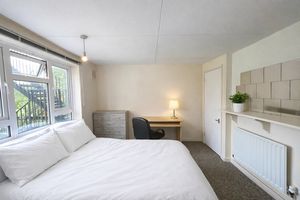 Photo 11- click for photo gallery